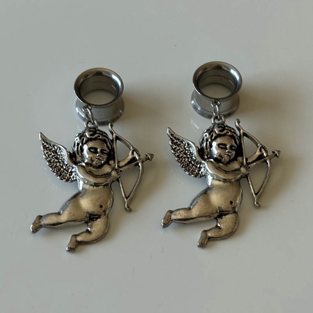 14mm (9/16”) Gauge Cupid Earrings
